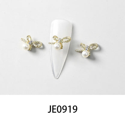 Crystal Alloy French Court Nail Charms